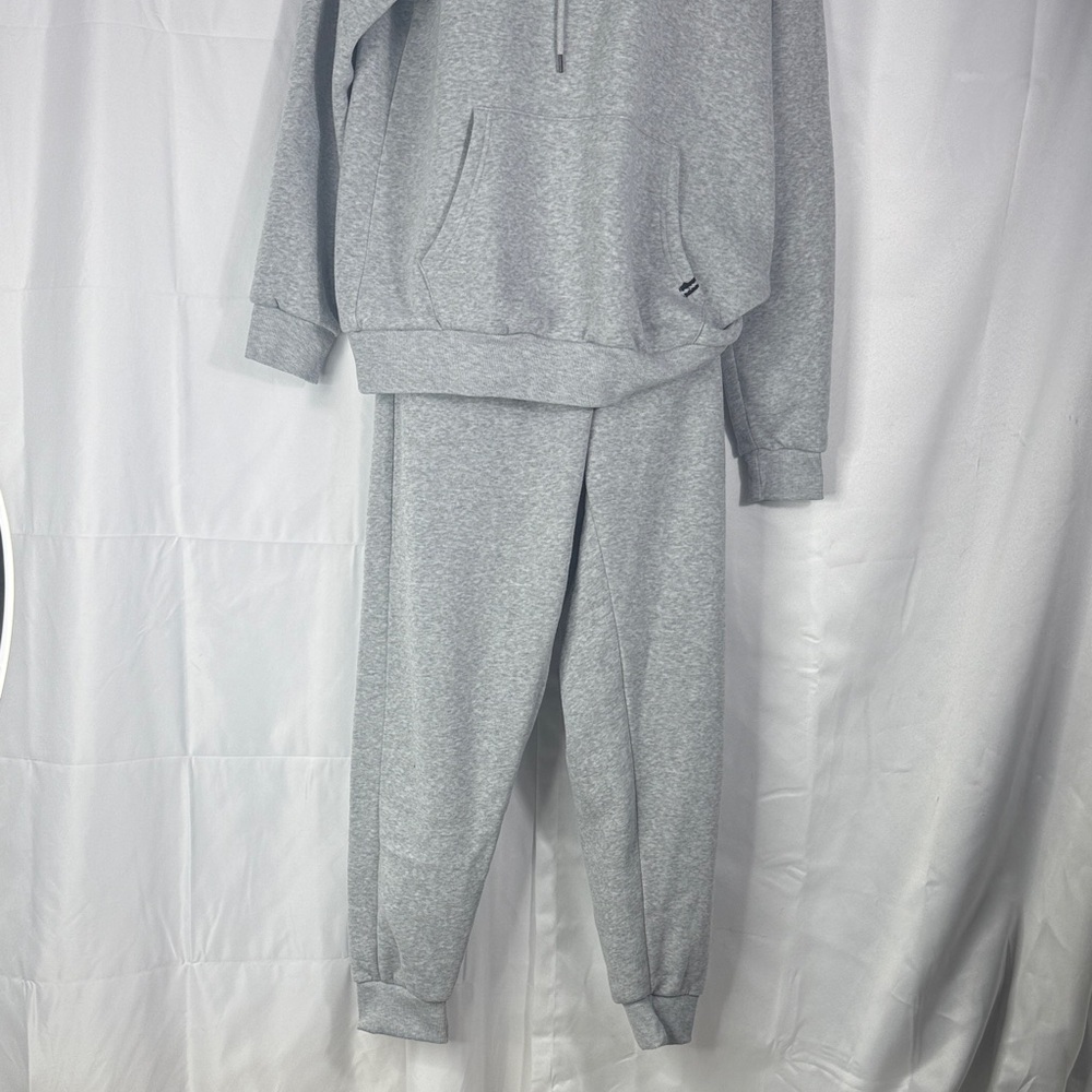 Gray Drawstring Sweatpants - Picture 6 of 12